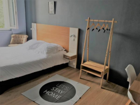  Hotel - Restaurant La Réserve de Brive  Брив-Ла- Желлард